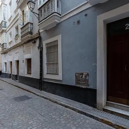 El Atico De Ingleses By Cadiz4rentals (adults Only) * Кадис